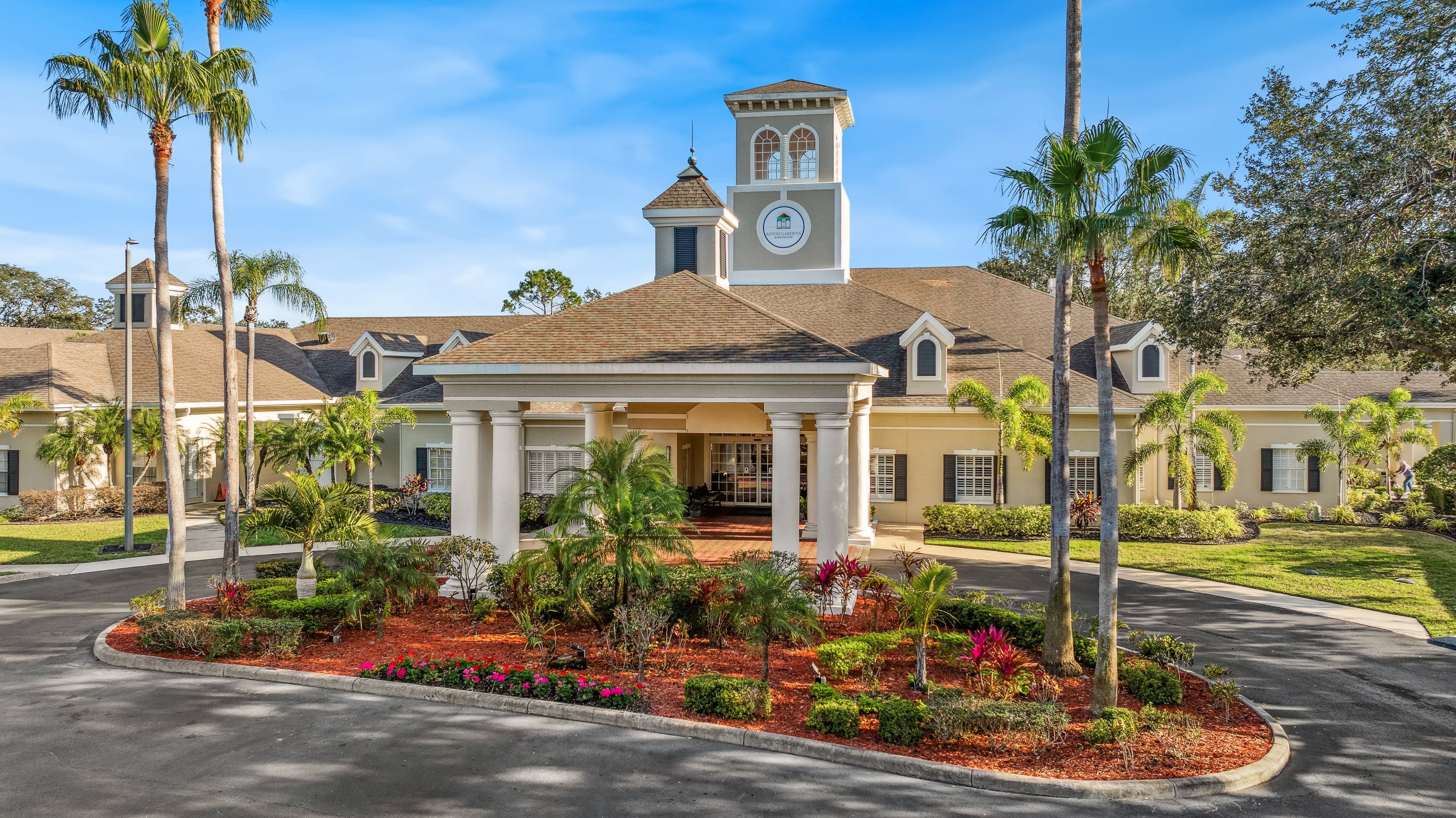 Sun-City-Center-IL-004