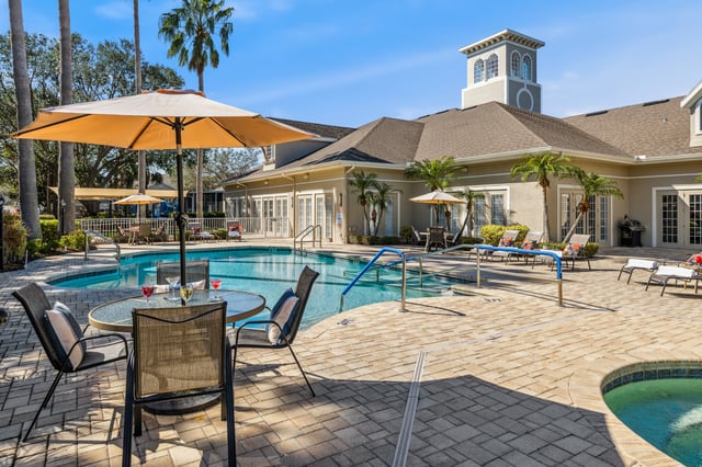 Sun-City-Center-IL-33